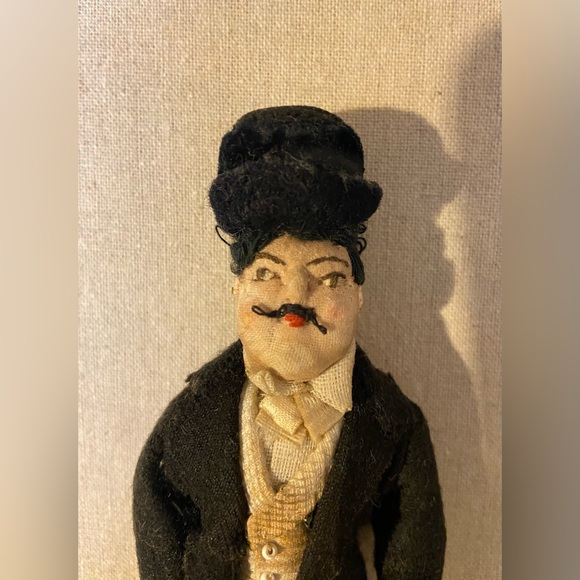 Antique Hardy Cloth Doll - Picture 5 of 8